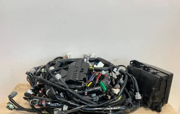 Mitsubishi Outlander Engine installation wiring loom 8501H775