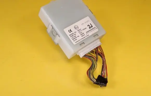 Suzuki Swift I Other control units/modules 3717172KQ0 37171-72KQ0