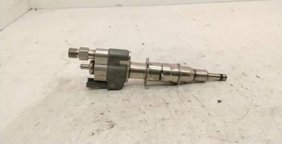 BMW 3 E90 E91 Fuel injector 7589048 10181010 13537589048-11