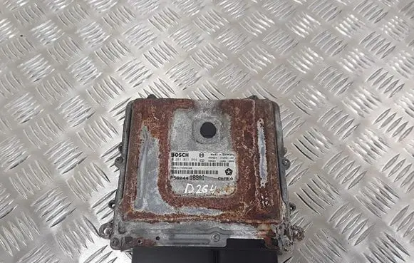 Jeep Grand Cherokee (WK) Engine control unit/module 0281011999