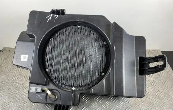 Jeep Grand Cherokee WL Subwoofer speaker P68459293AC 68459293AC