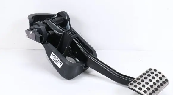 Mercedes-Benz C AMG W205 Brake pedal A2052920415