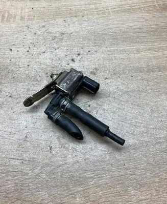 Mazda 6 Vacuum valve K5T48279 Z504