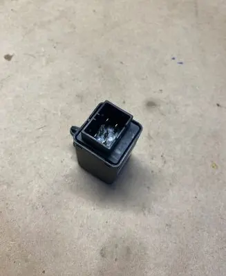 KIA Carens III Other relay 952402W100