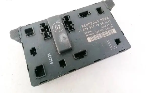 Mercedes-Benz Vito Viano W639 Door control unit/module 6398201026 ZGS001