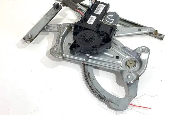 Renault Megane III Front door window regulator with motor 807310246R