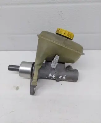 Audi A6 S6 C5 4B Master brake cylinder 131973