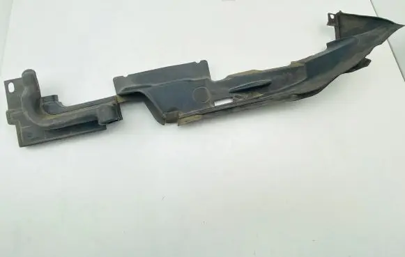 Audi A5 Fender end trim 8W6821170C
