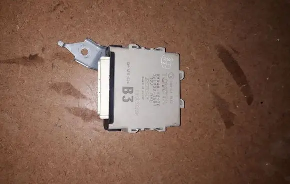 Toyota Auris E180 Other control units/modules 8994012130