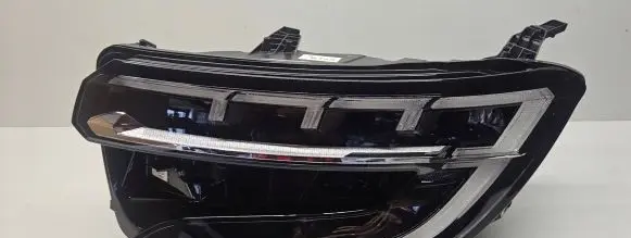 Renault Austral Headlight/headlamp 260606388R R145
