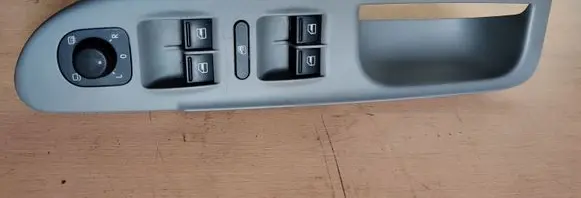 Volkswagen PASSAT B6 Electric window control switch 1K4959857B 1K0959565J 3C1867171B