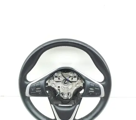 BMW X2 F39 Steering wheel 5R67705 3082512