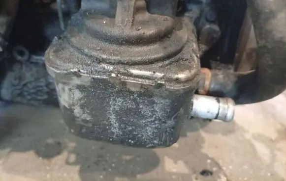 Ford Galaxy Engine oil radiator