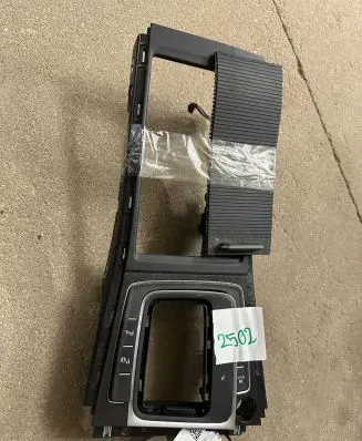 Volkswagen e-Golf Other center console (tunnel) element 5G1863245