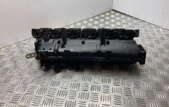 BMW 5 E60 E61 Intake manifold 7790701