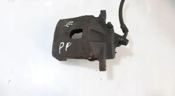 Toyota RAV 4 (XA20) Front brake caliper