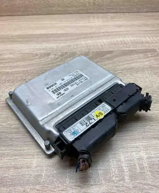 Suzuki Grand Vitara I Engine control unit/module ECU 3910127715 0281011807 WithPlug