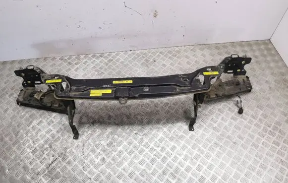 Top upper radiator support slam panel