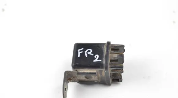 Ford Ranger Sensor Y70118650 MR8285 NGKN0G735P