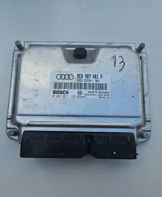Volkswagen PASSAT B5.5 Engine control unit/module 8E0907401P 1039S01813 0281011136