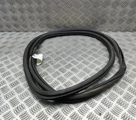 Volkswagen Jetta VI Rubber seal front coupe door 5C6867911A