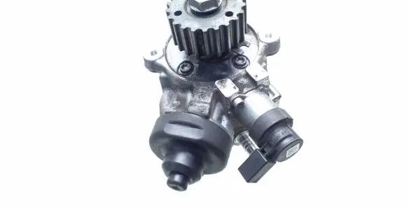 Audi A4 S4 B9 Fuel injection high pressure pump 04L130755E 0445010538 04L130101
