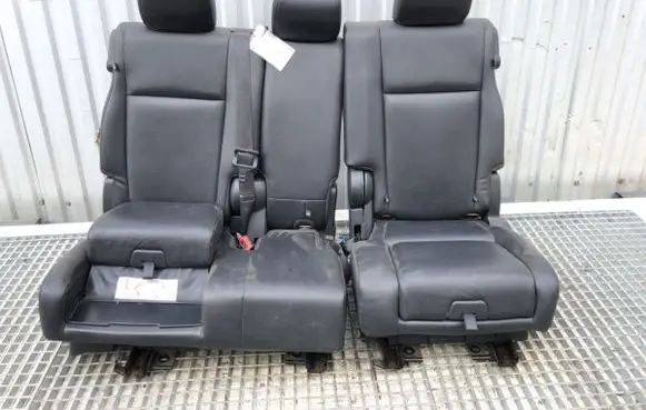 Dodge Journey Second row seats 
