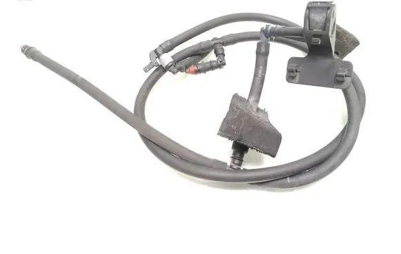 Mercedes-Benz ML W164 Windshield washer spray nozzle 200vp320075