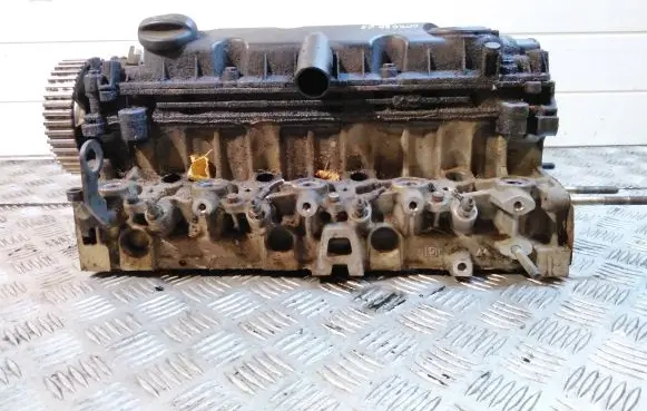 Engine head