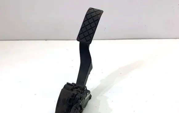 Volkswagen Transporter - Caravelle T6 Accelerator throttle pedal 7E1721503C