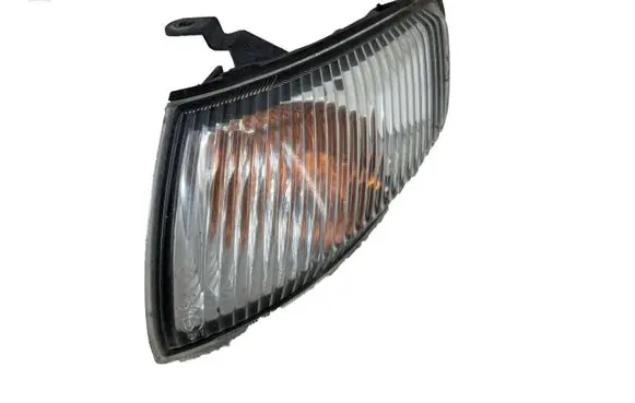 Front indicator light