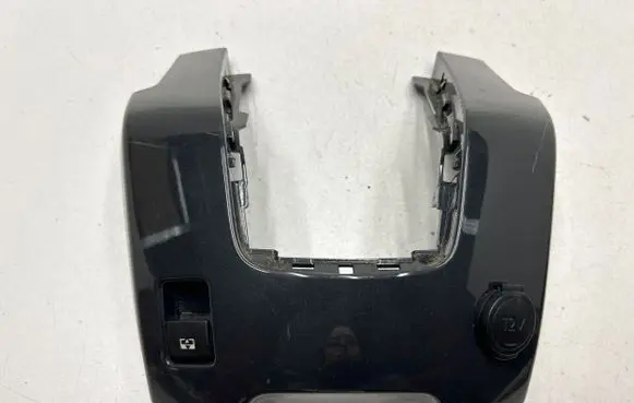 Peugeot 5008 Dashboard center trim panel 9686404177