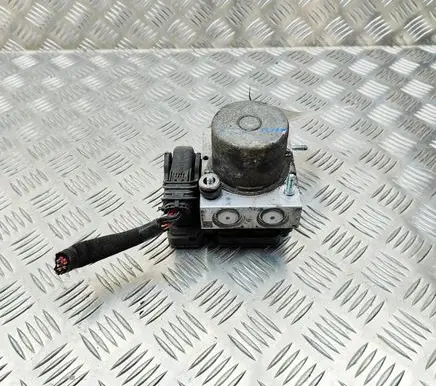 Nissan NV400 ABS Pump 4760000Q3C