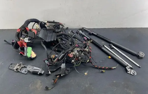Audi A7 S7 4G Tailgate hydraulic set 4G8959107N 4G8827851R 4G8827857S