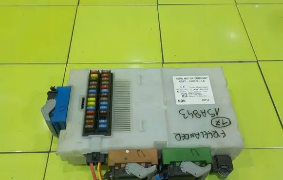 Land Rover Freelander 2 - LR2 Fuse box set 6G9T14D572LA