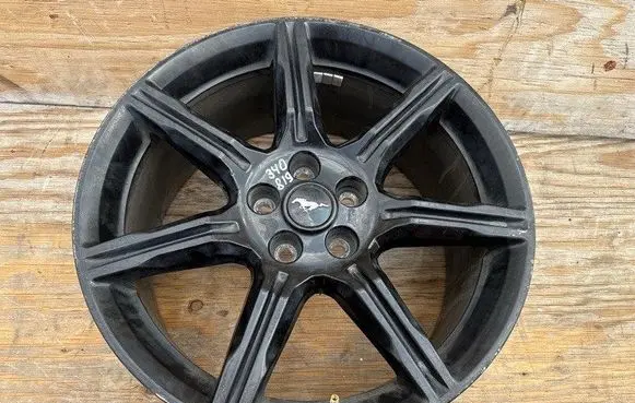 Ford Mustang VI R19 carbon fiber rim JR3Z1007F