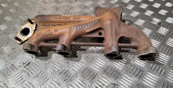Skoda Fabia Mk1 (6Y) Exhaust manifold 038253033C
