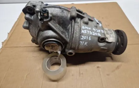 BMW 3 F30 F35 F31 Front differential 7558151 7578157 EA8203256