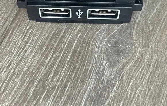 Volkswagen T-Roc USB socket connector 2GA8633
