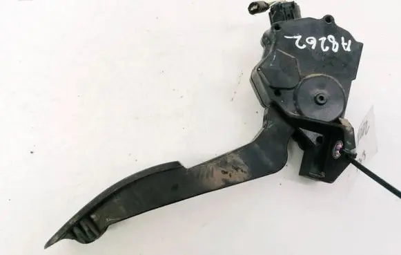 Subaru Forester SH Accelerator throttle pedal 36010AG140 1988007120