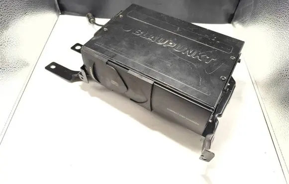 Alfa Romeo 159 CD/DVD changer 7607700014 606767540