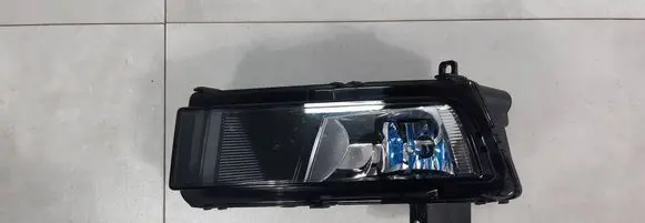 Volkswagen Touran III Front fog light 5TA941661A