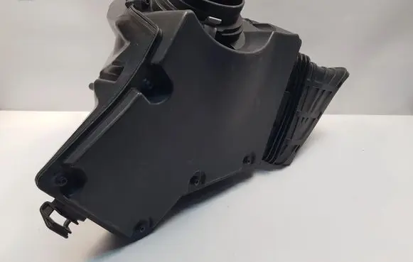 Audi A5 8T 8F Air filter box cover 8K0133835BF