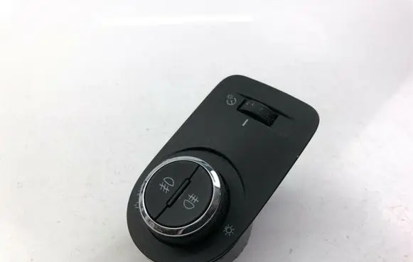Opel Zafira C Light switch 20930746 F2887