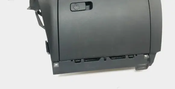 Volkswagen PASSAT B7 USA Glove box set 561857097N