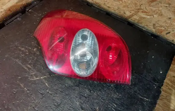 Renault Laguna II Rear/tail lights 8200002472