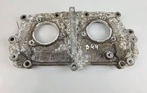 Mercedes-Benz SLC R172 Timing chain cover A2740150700