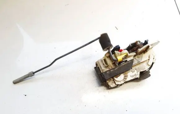 Dodge Caliber Front door lock 04589416ae