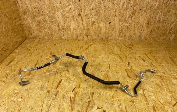 Hyundai Kona I Engine coolant pipe/hose