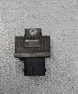 Renault Megane III Glow plug pre-heat relay 9640469680A